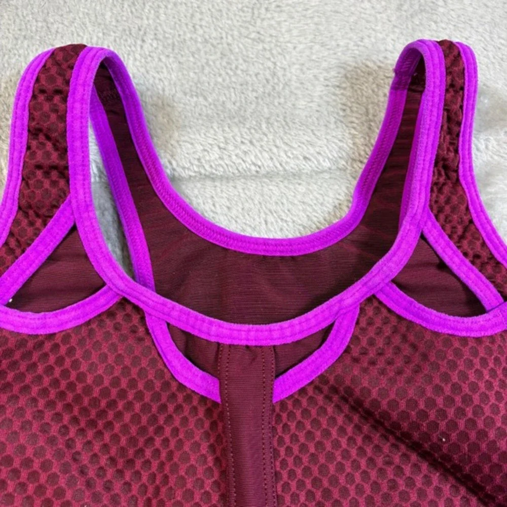 Nike Sports Bra Women XS‎ Purple Dri Fit Ultrabreathe Medium Support CJ0149 638